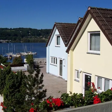 Feriehus Gemutliche 93m2fewo Mit 2 Schlafzimmern Und Seitlichem Seeblick Vom Balkon *