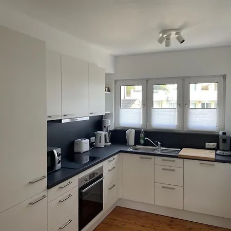 Casa de Férias Gemutliche 93m2fewo Mit 2 Schlafzimmern Und Seitlichem Seeblick Vom Balkon