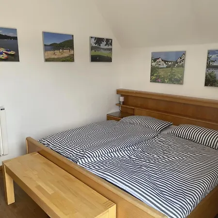 Casa de Férias Gemutliche 93m2fewo Mit 2 Schlafzimmern Und Seitlichem Seeblick Vom Balkon *