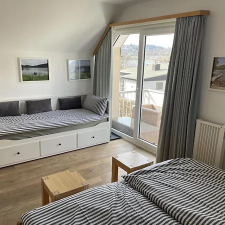 Casa de Férias Gemutliche 93m2fewo Mit 2 Schlafzimmern Und Seitlichem Seeblick Vom Balkon