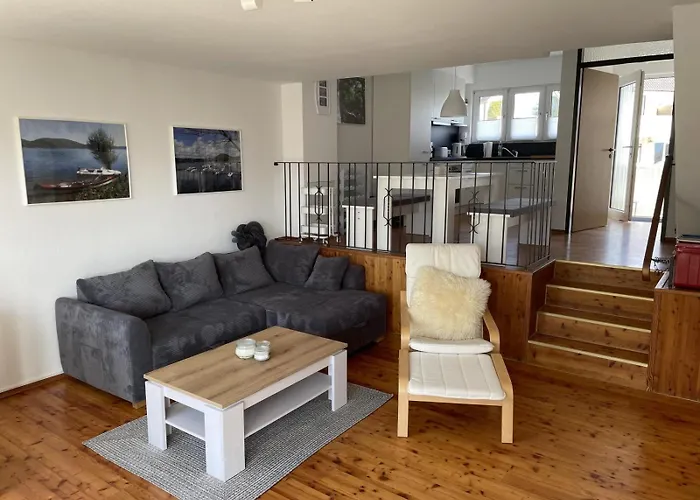 Gemutliche 93m2fewo Mit 2 Schlafzimmern Und Seitlichem Seeblick Vom Balkon * Scheid (Waldeck-Frankenberg)