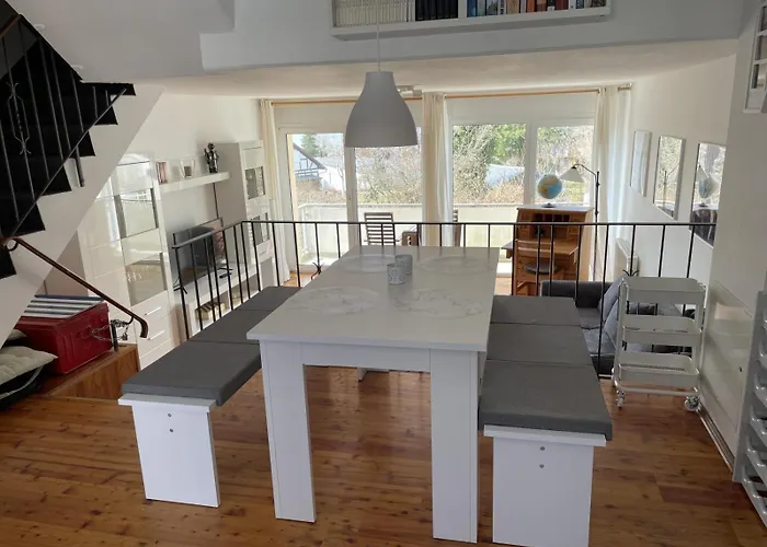 Gemutliche 93m2fewo Mit 2 Schlafzimmern Und Seitlichem Seeblick Vom Balkon Holiday home *